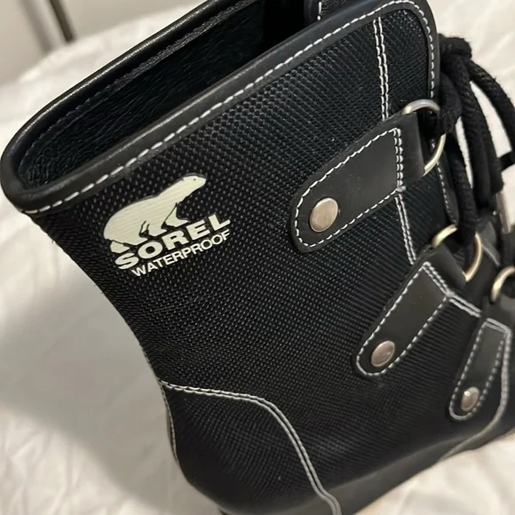 Sorel Joan of arctic black and white wedge boot - Picture 6 of 7